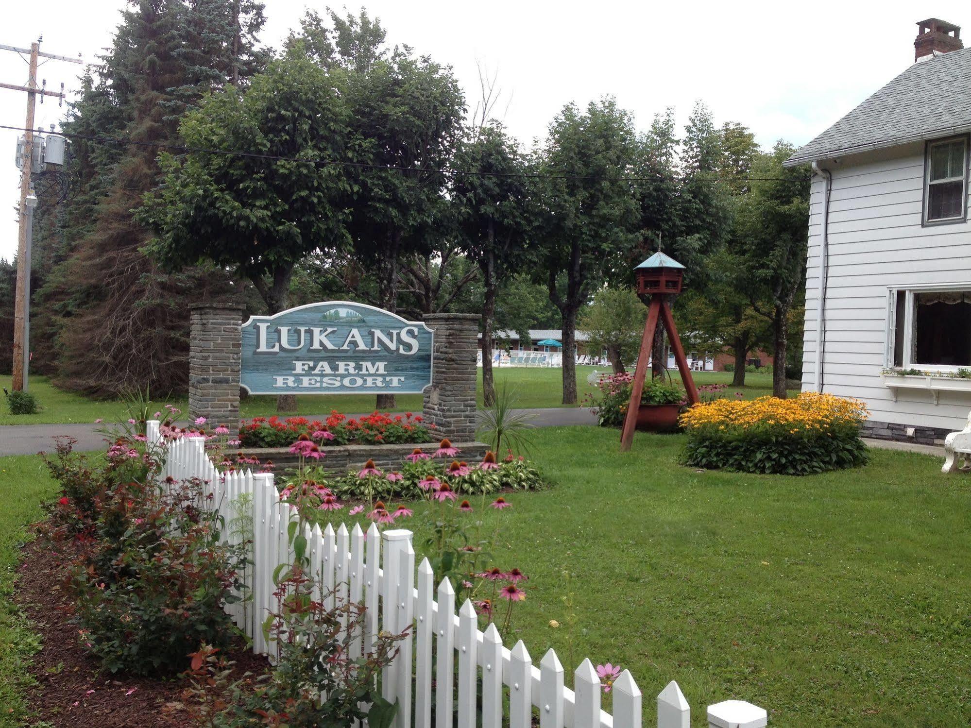 Lukans Farm Resort Hawley Kültér fotó